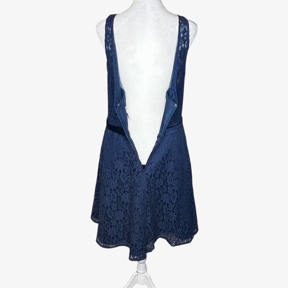 Christina Wu Occasions Dark Floral Lace Party Dress 14 Navy Fairy Romance - Picture 7 of 13